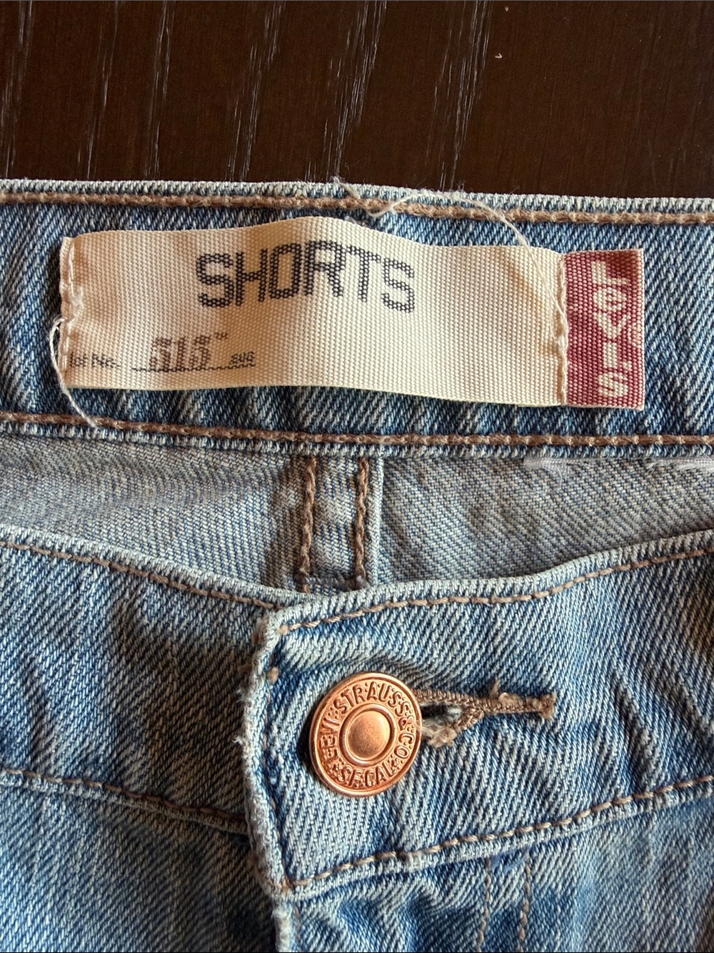 RARE Levi’s 515 shorts frayed cut offs colorful back pockets trim womens size 12 - Picture 5 of 12